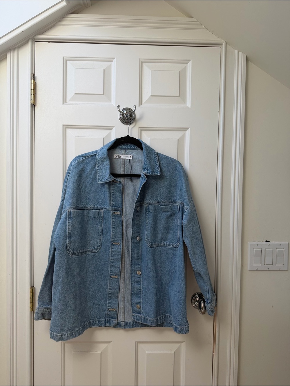 ZARA Light Wash Oversized Denim Shirt Jacket Shacket Size S